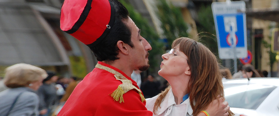 Kuss an Karneval