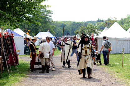 Ritter in voller Montur, Foto Silke Büscher Ritter auf Burg Satzvey